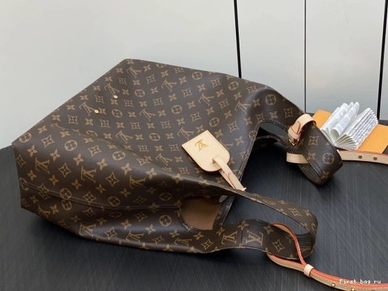 First bag ru VUITTON LOUIS GM Atlantis 0707